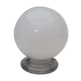 Plafonnier sphérique blanc