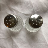 New vintage salt shaker and pepper shaker