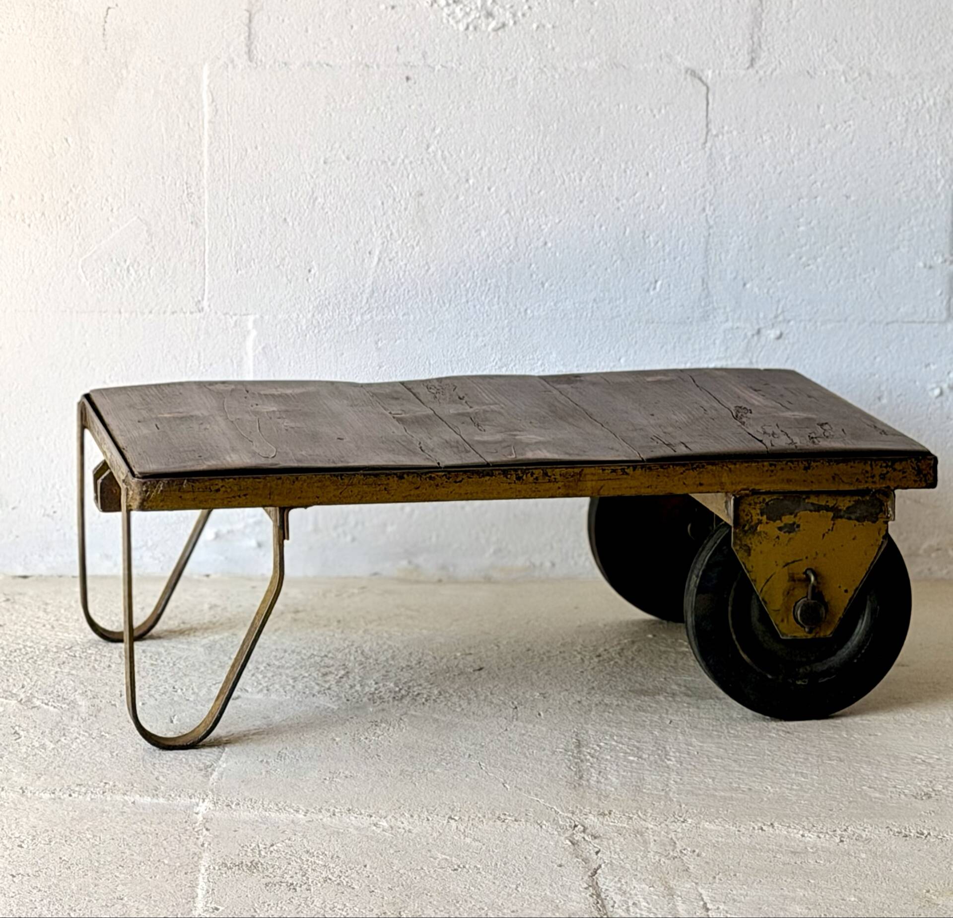 Table basse en chariot d'usine industriel vintage, 1970