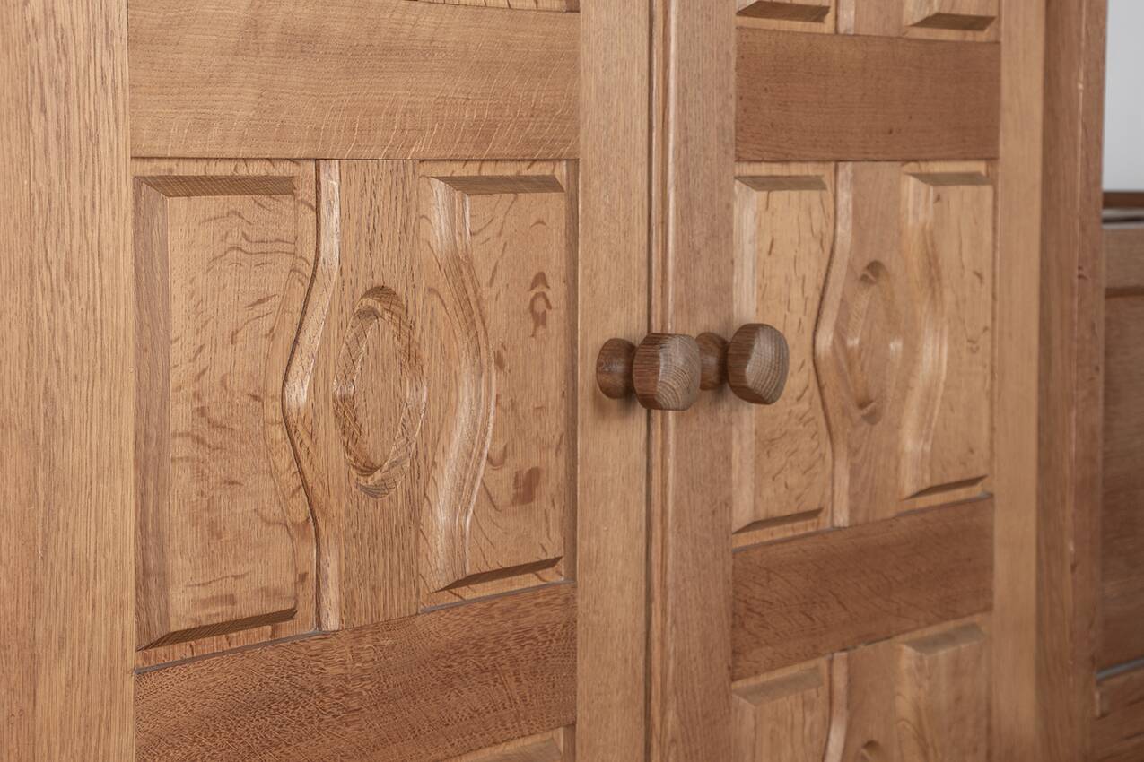Solid oak buffet and faience, Guillerme and Chambron for your home,
