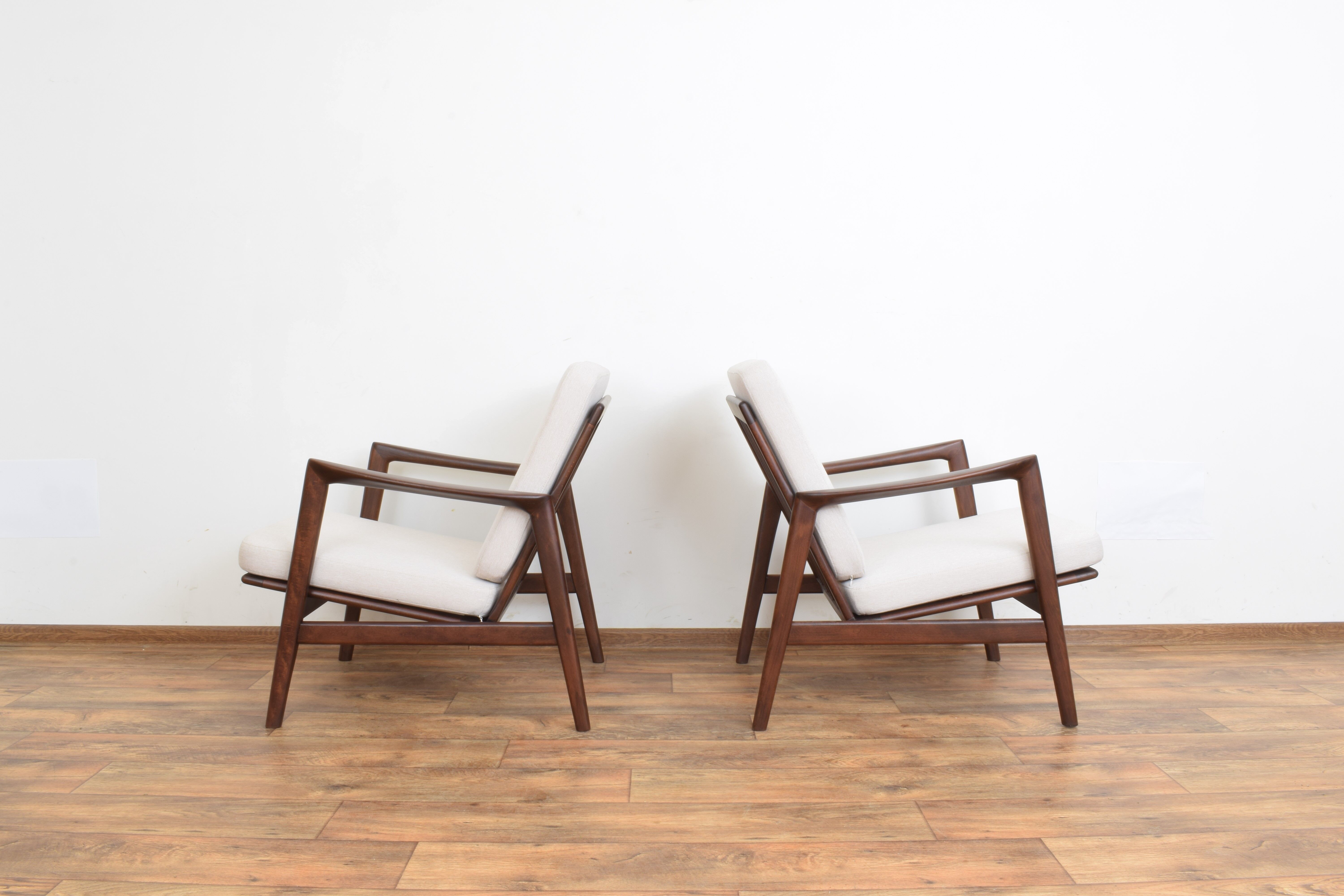 Mid-Century Polish Lounge Chairs „Stefan”, 1960