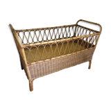 Rattan baby bed