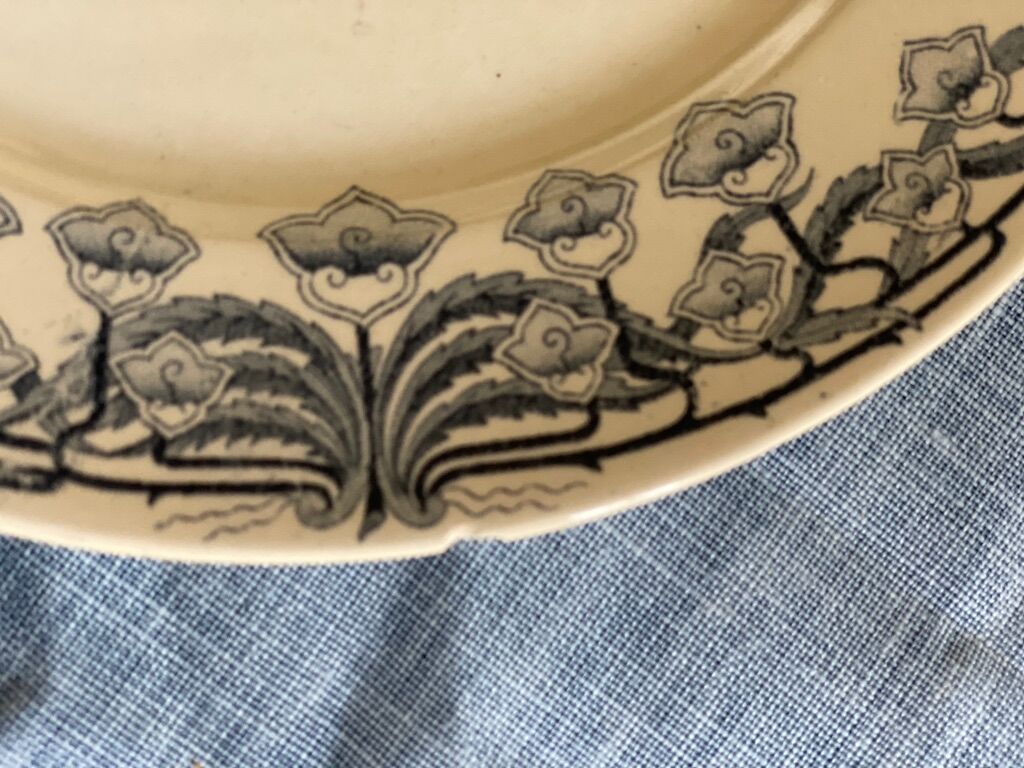 "Jeanette" art nouveau plate