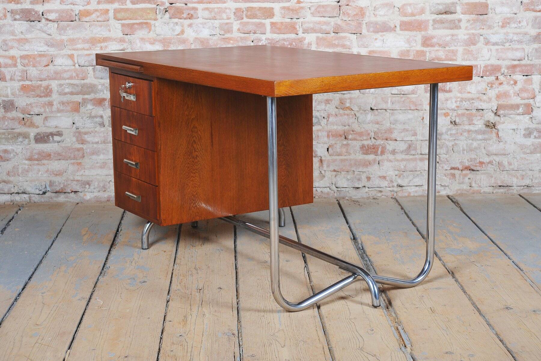 Bauhaus Writing Desk in Oak and Chrome attributed to Hynek Gottwald, Czechia, 1930s