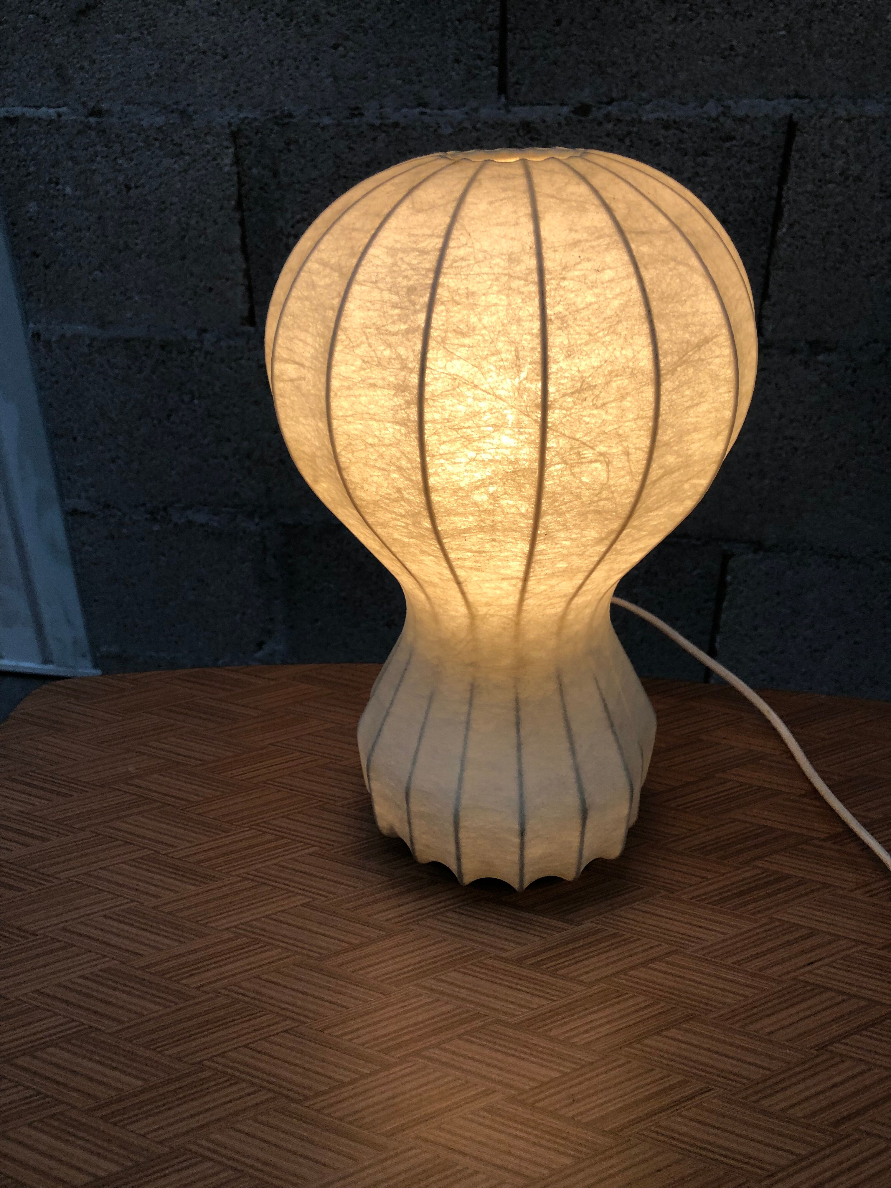 Cocoon lamp design Pier Giacomo and Achille Castiglioni, 1960