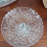 Glass fruit bowl on foot