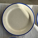 Set consisting of 6 beige flat plates with a blue rim + 3 deep plates.