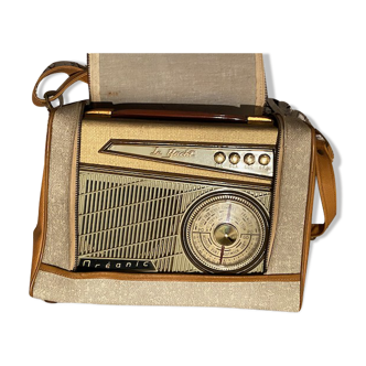 Portable radio Vintage transistor "The Yacht" Oceanic