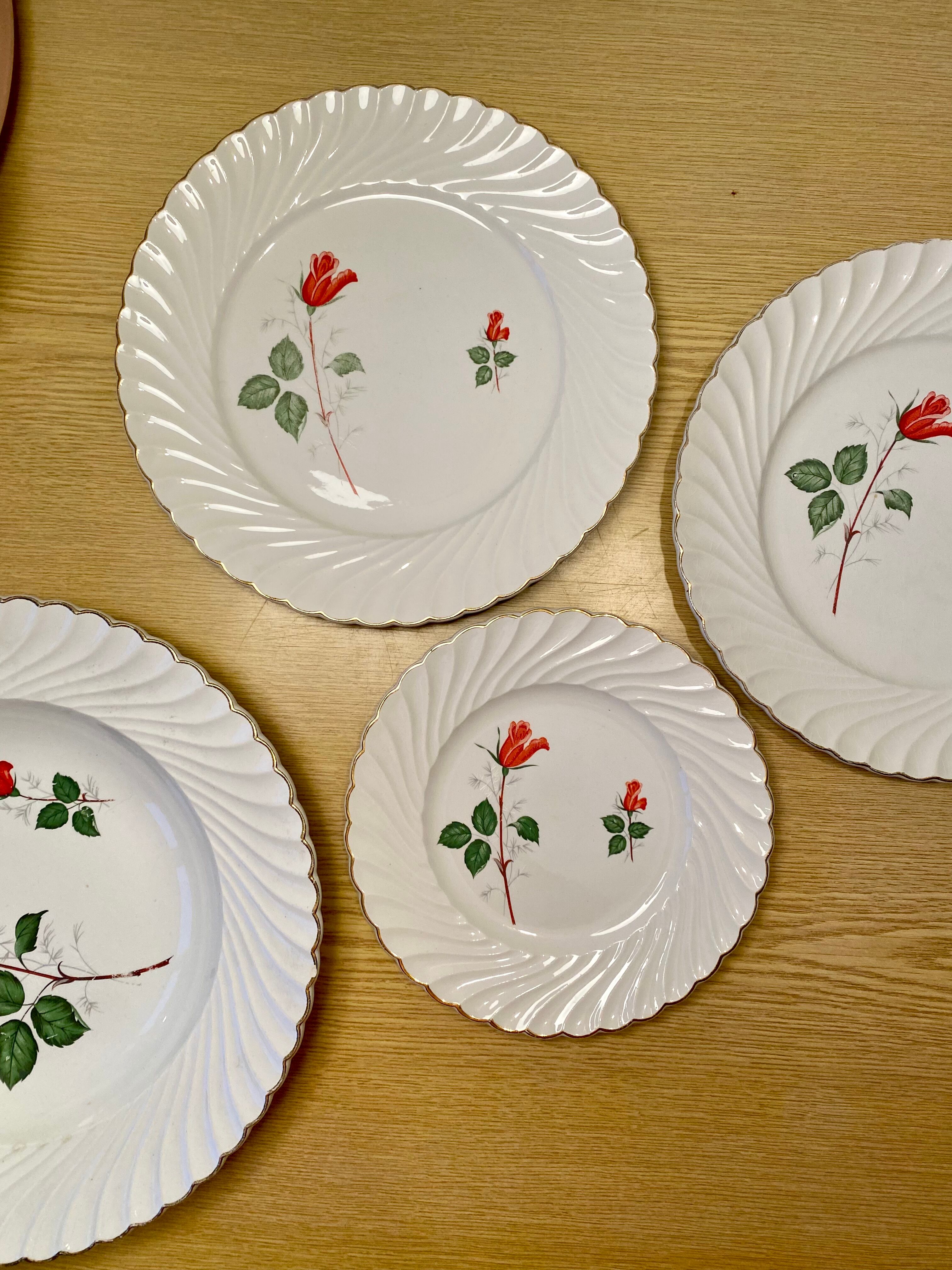 Luneville with Roses serving dishes set