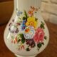 Vase trompette en opaline blanche fleuri vintage
