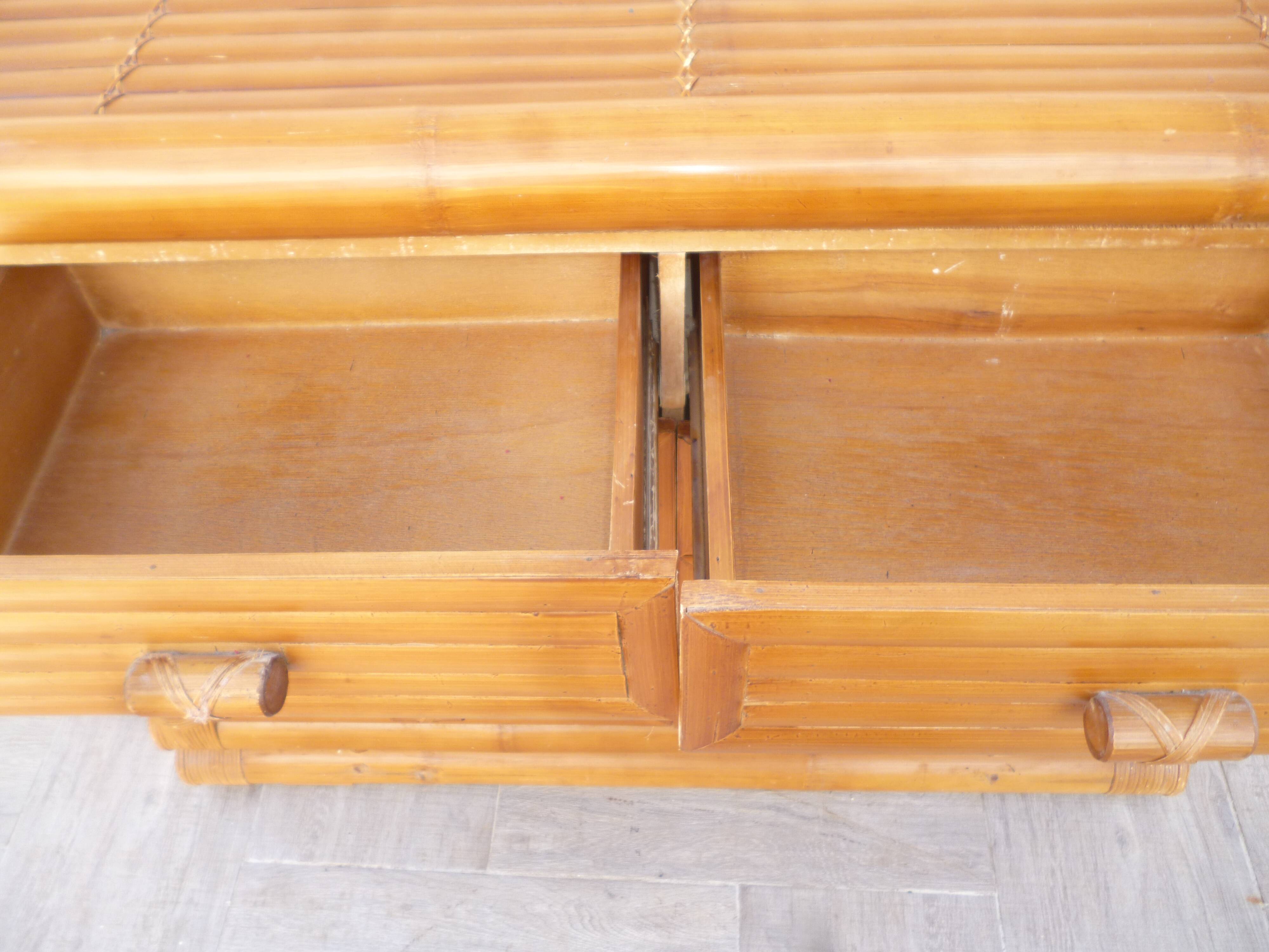 Commode bambou
