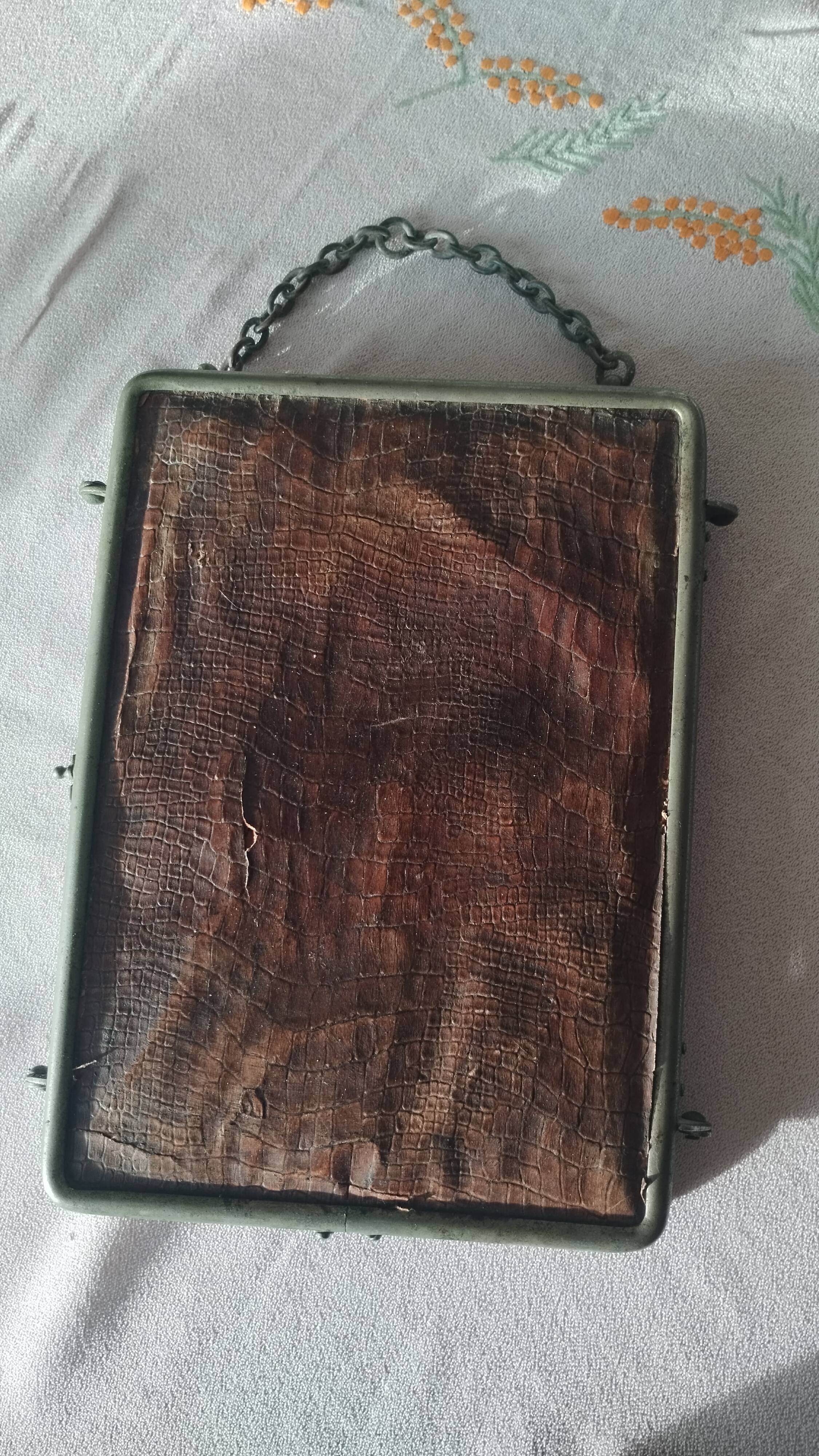 Triptych barber mirror