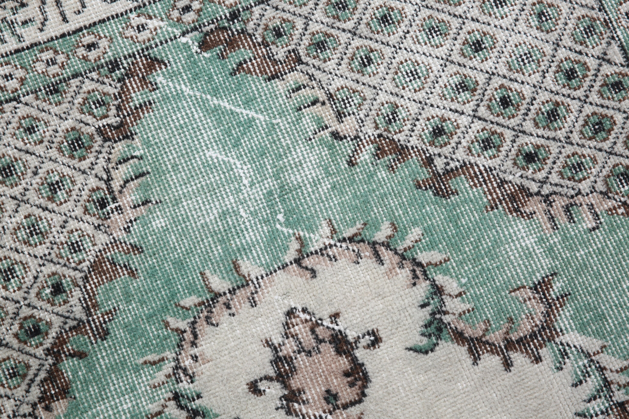 Green carpet rug 212x116cm