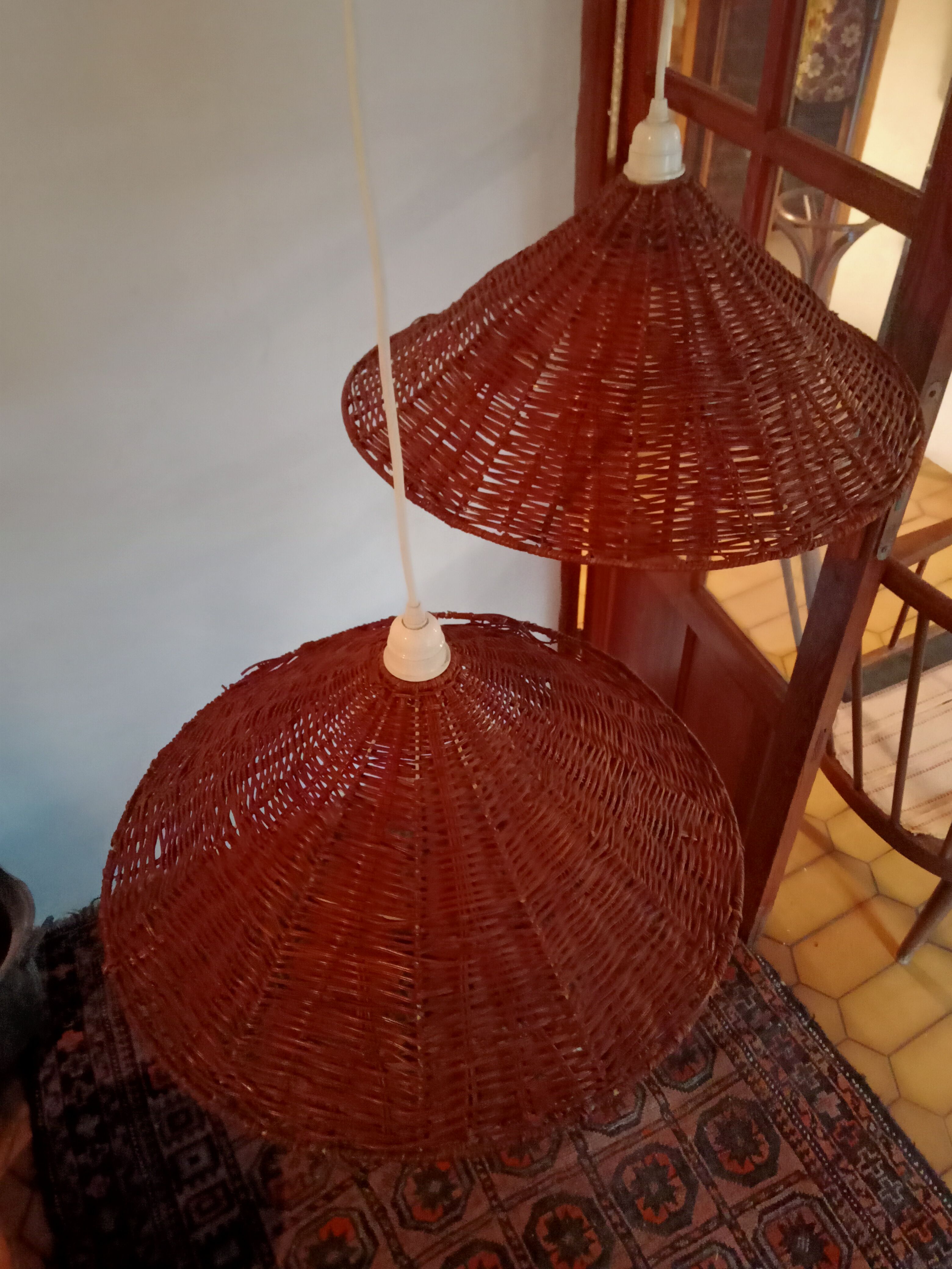 Pair of rattan suspensions