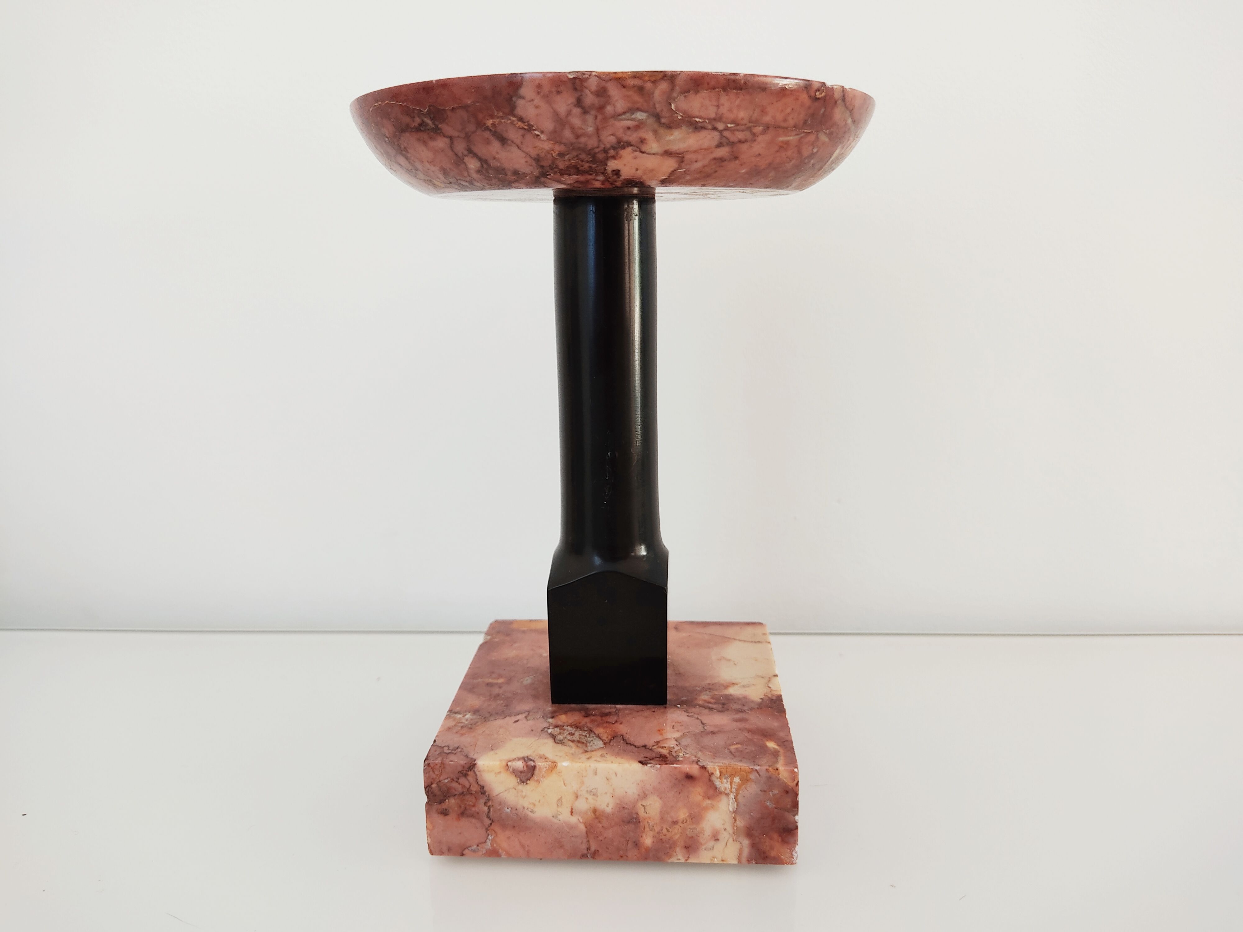 Cut and paperweight art deco marble