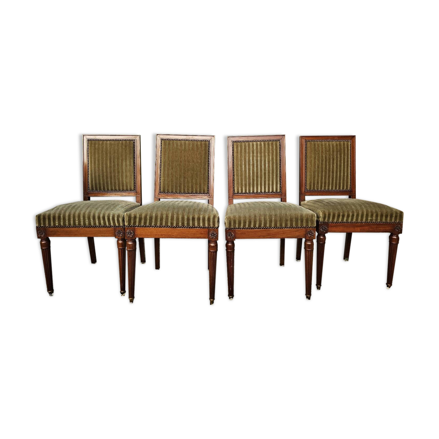 Set of 4 mahogany and velvet chairs