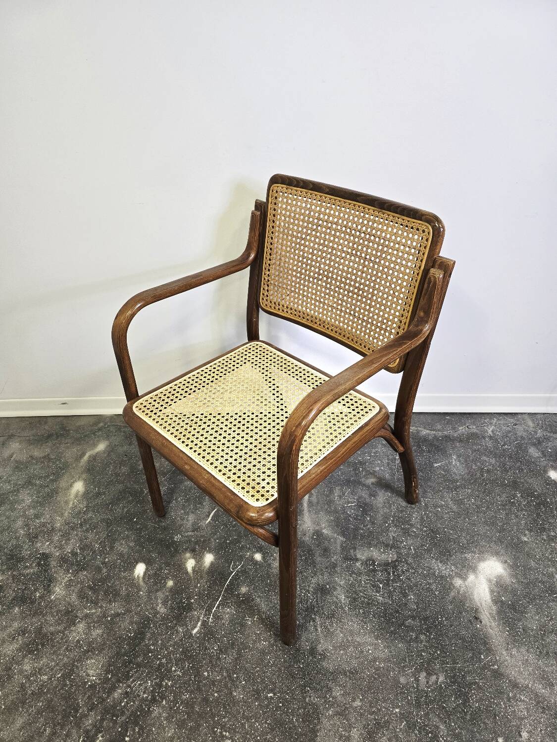 Fauteuil en bois cintré des années 60