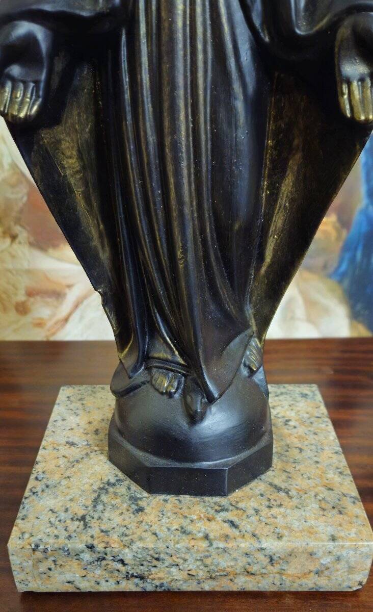 Ancient statue of the Virgin Mary – patinated cast on a marble base
