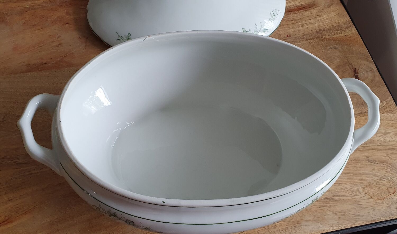 Ceramic tureen from Coimbra