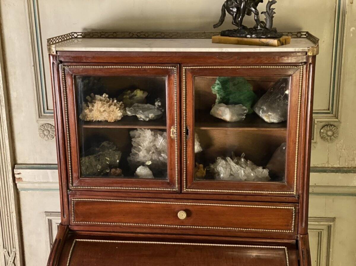 Cylinder desk in solid mahogany, late 18th century
