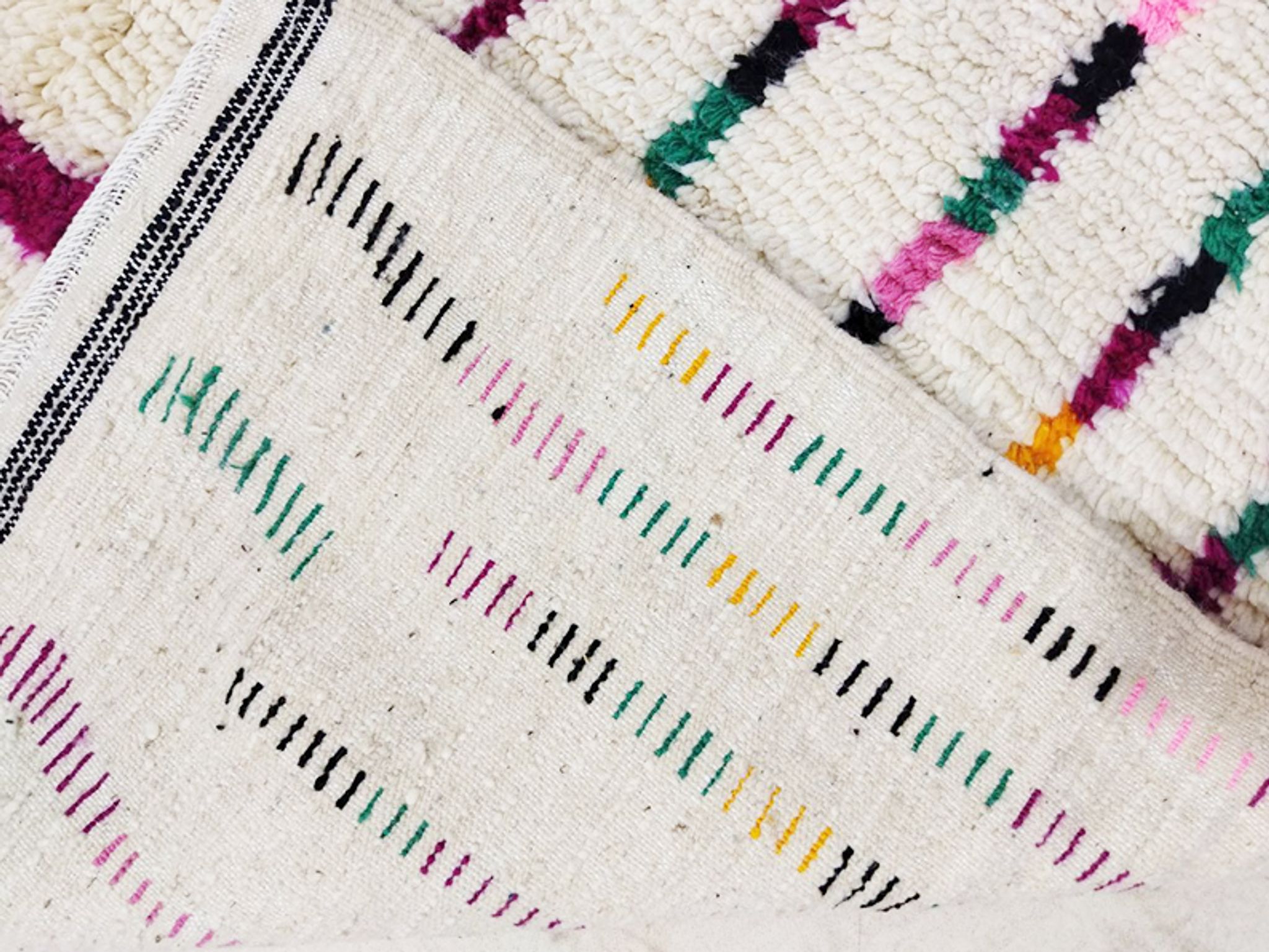 294x194cm Berbere Moroccan Carpet Azilal