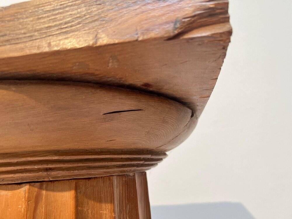 Large French Neoclassical Columns in Pine Wood, 1910, Set of 2