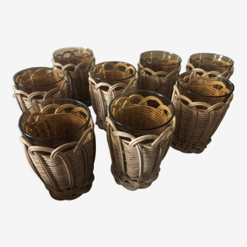Service de 8 verres ambrés gainés de rotin