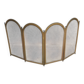 Neoclassical style fire screen with 4 panels and mesh.