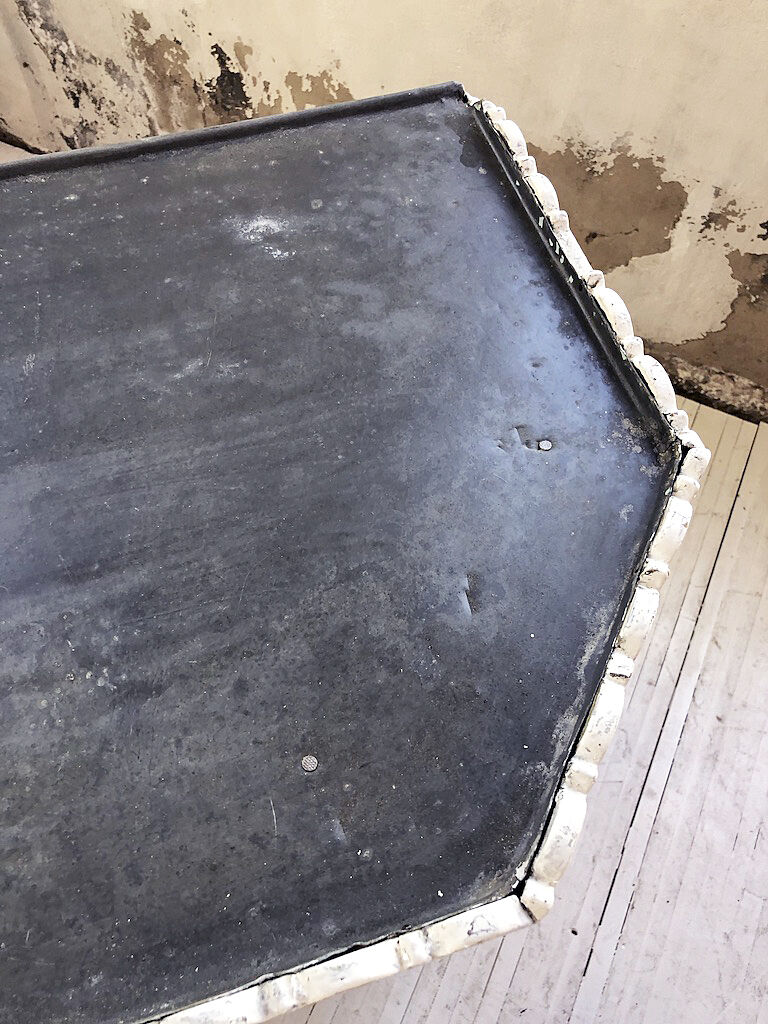 White patina and zinc counter