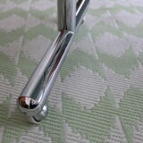 Table basse métal chromé et verre fumé Space Age