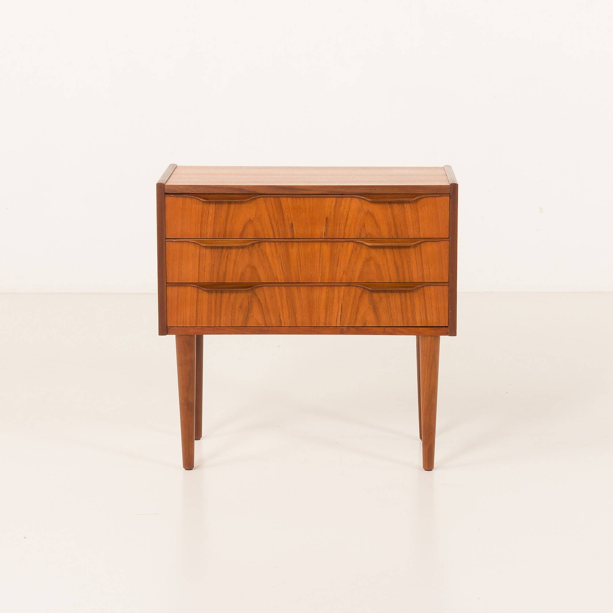 Small Danish teak chest of drawers, 1960s