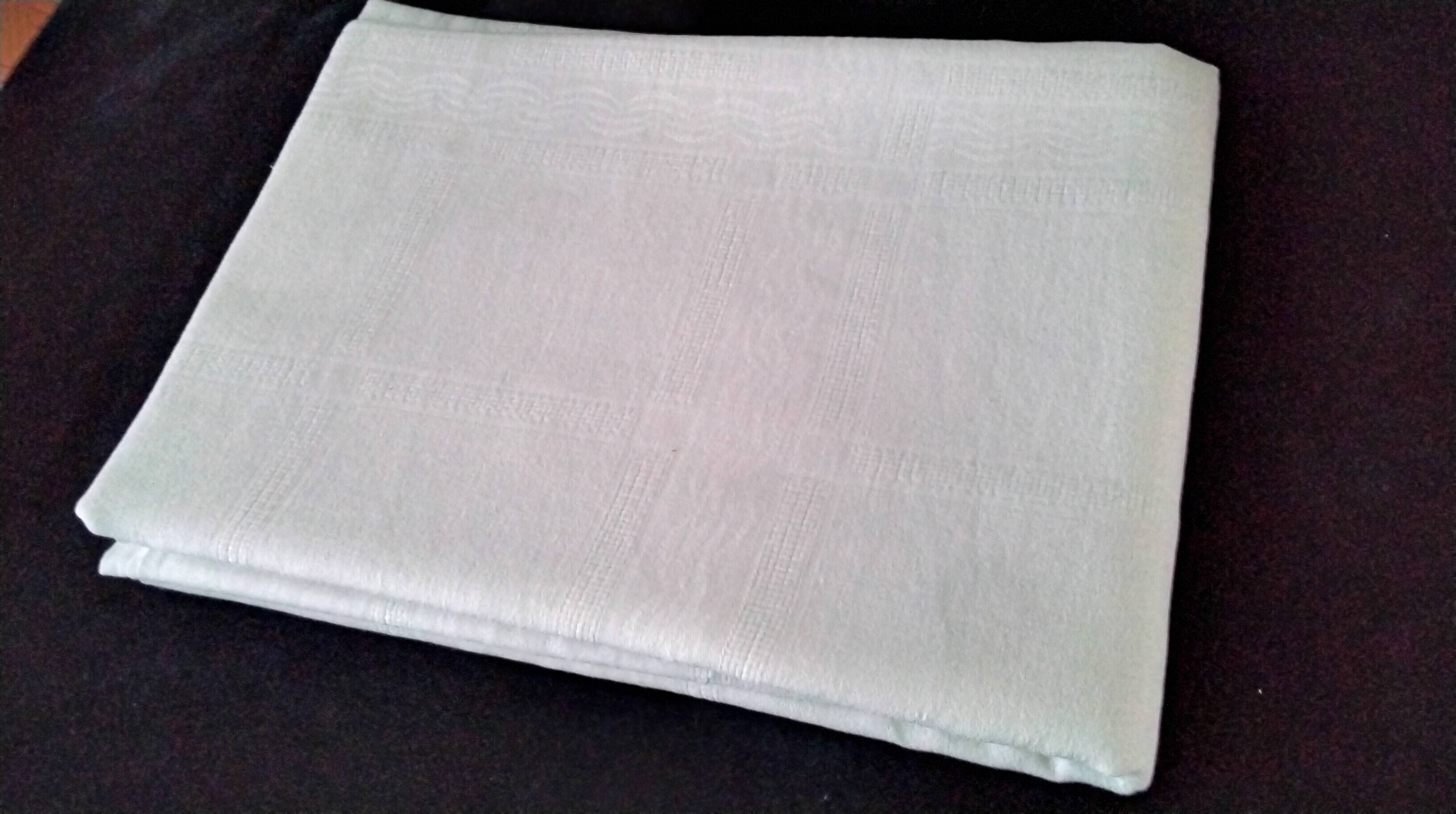 Old white damask cotton tablecloth 1.58 x 2.15 m