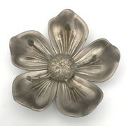 Vintage lotus flower ashtray with 5 removable petals in silver metal