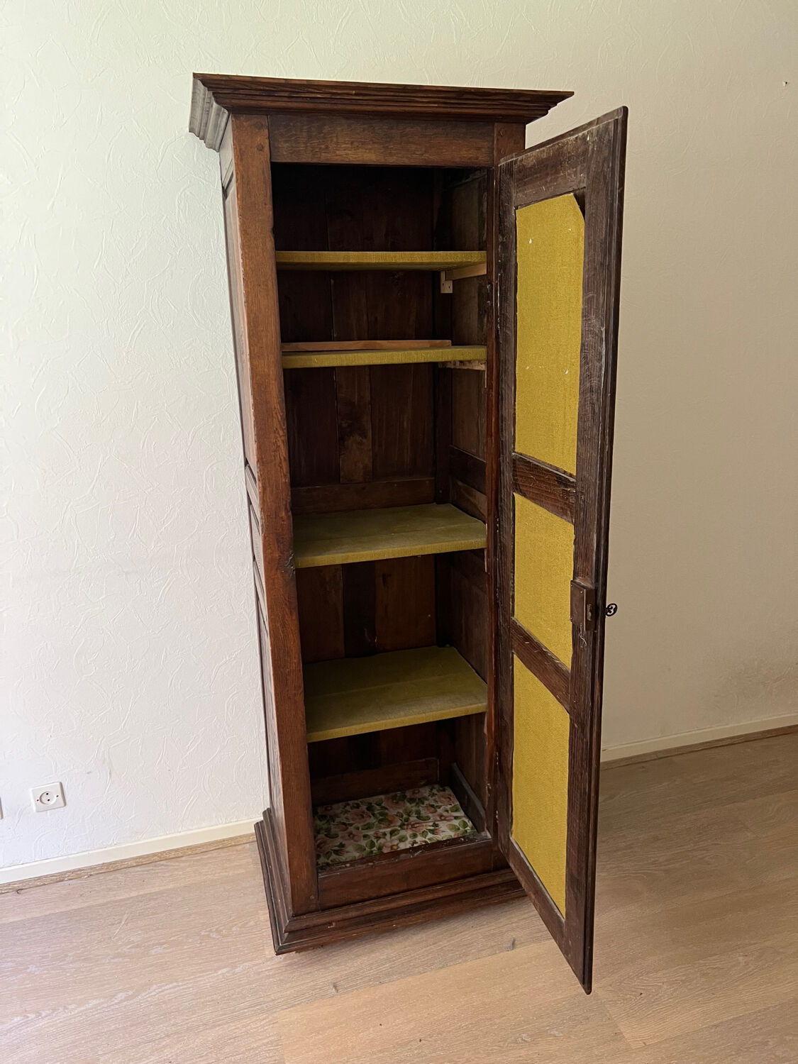 Oak hosiery cabinet