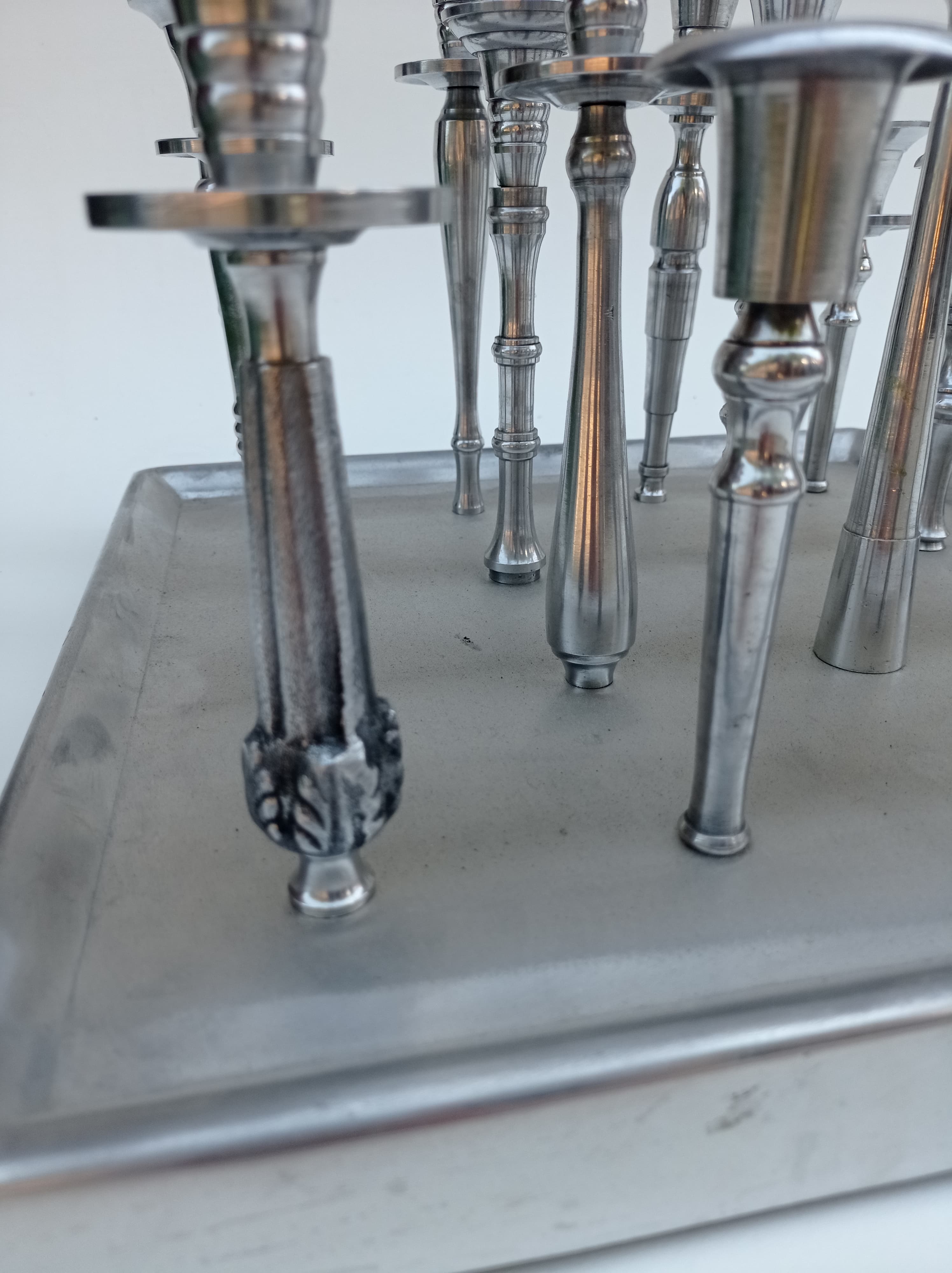 Chandelier en métal pour 16 bougies années 1980