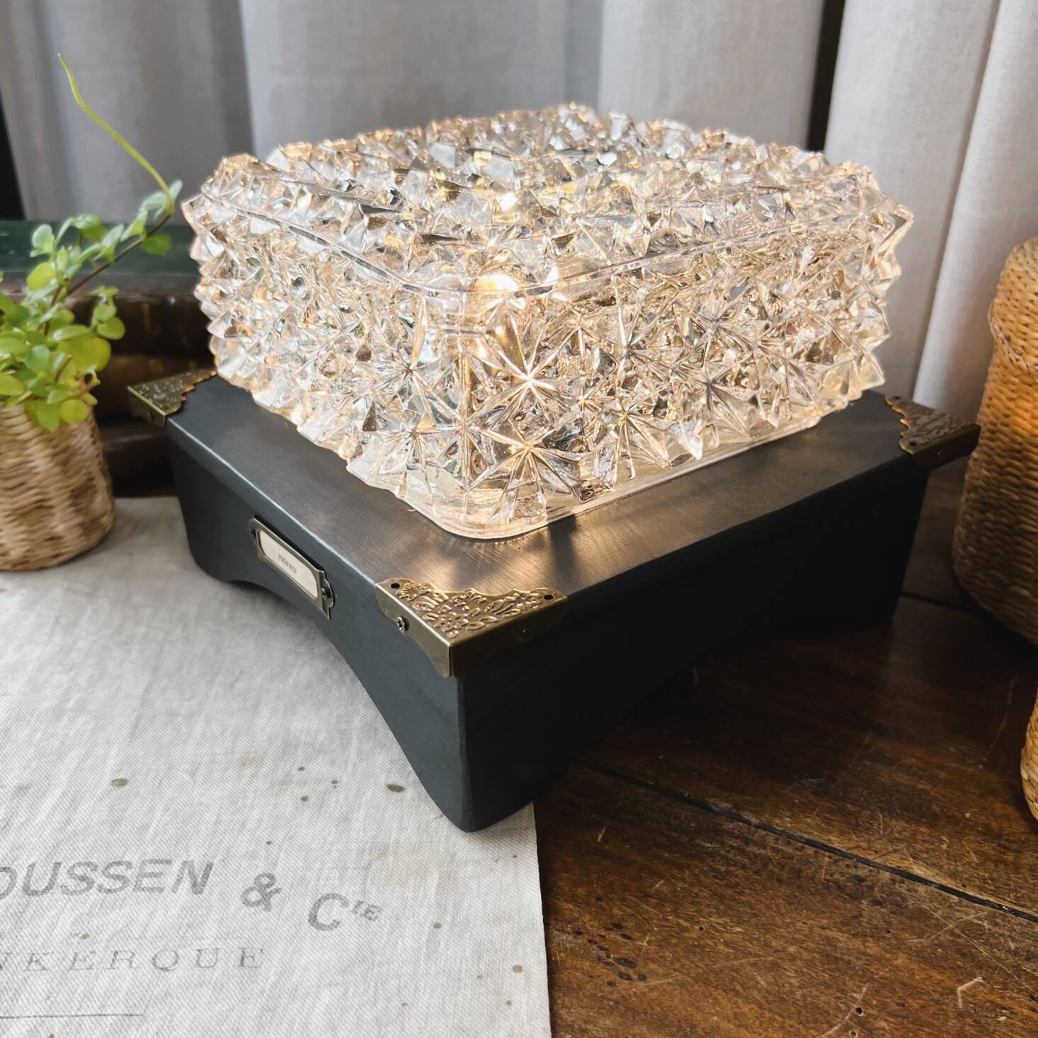 Lampe verre & bois “Préface”
