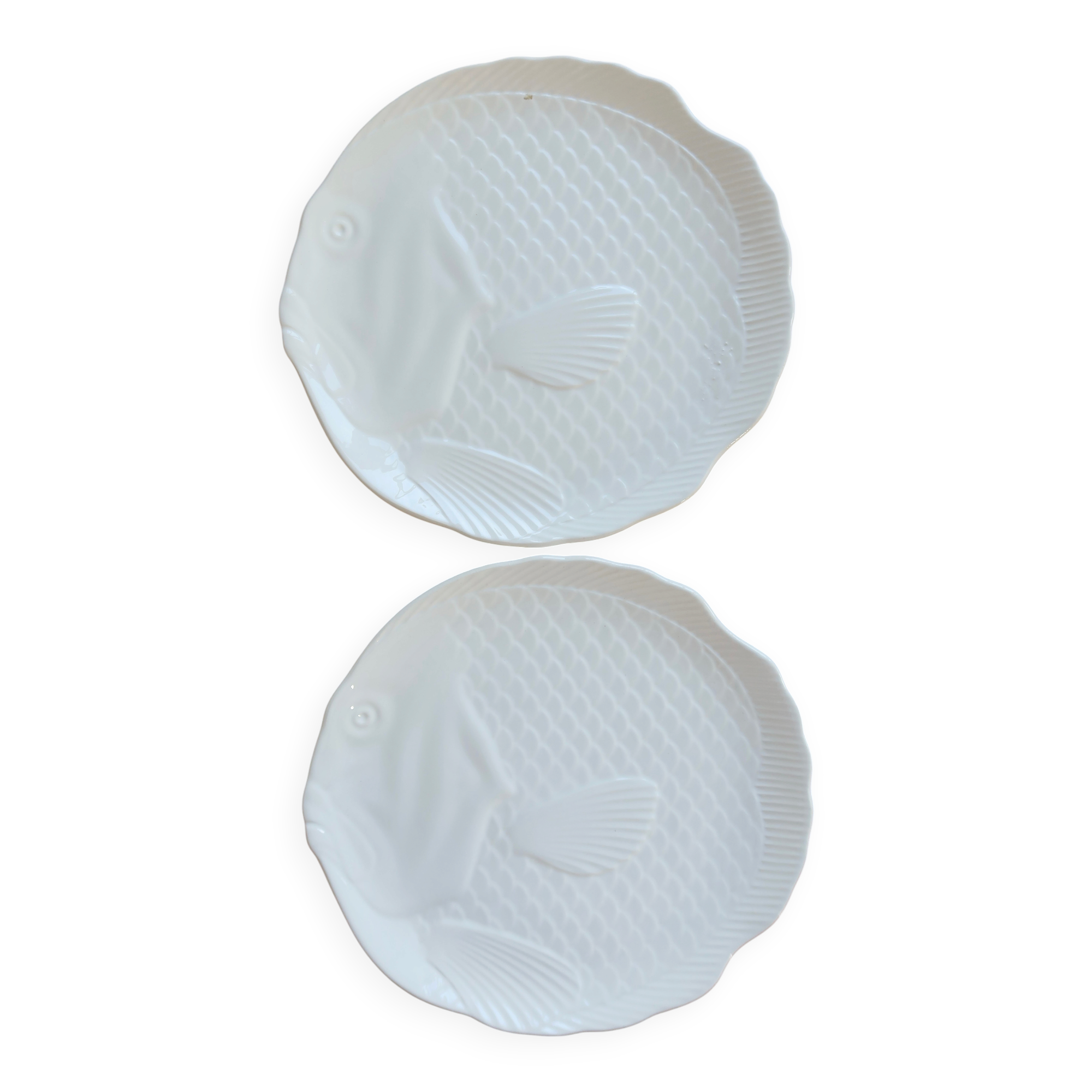 2 fish plates barbotine Salins white decor