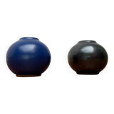 Small minimalist round vases from a mid-century pottery studio by Hildegard and Peter Delius for Hamelner Töpferei, 1960s, set of 2.