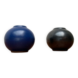 Small minimalist round vases from a mid-century pottery studio by Hildegard and Peter Delius for Hamelner Töpferei, 1960s, set of 2.
