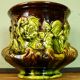 Cache-pot en barbotine acanthe & guirlande de roses
