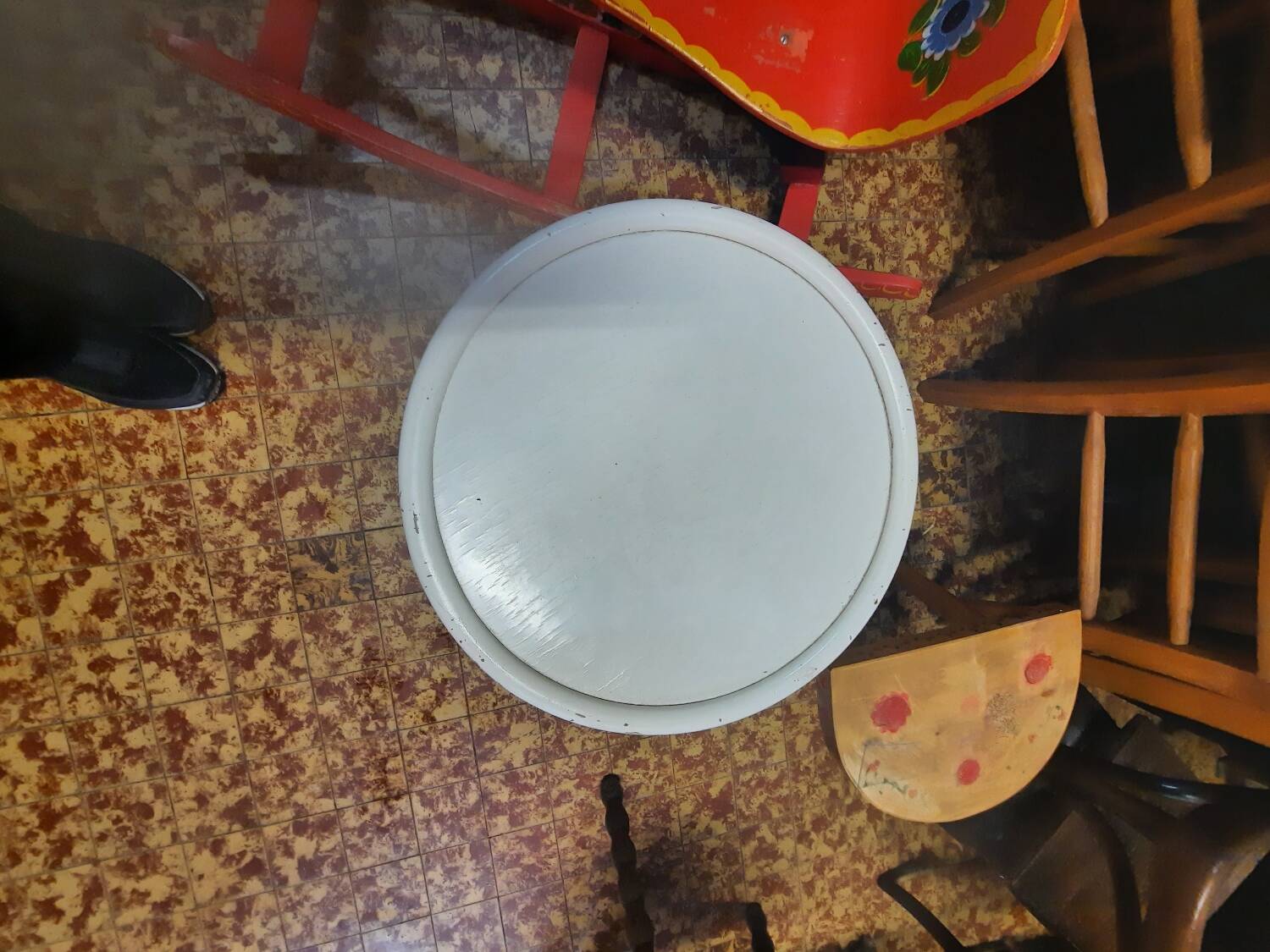 Bistro stool