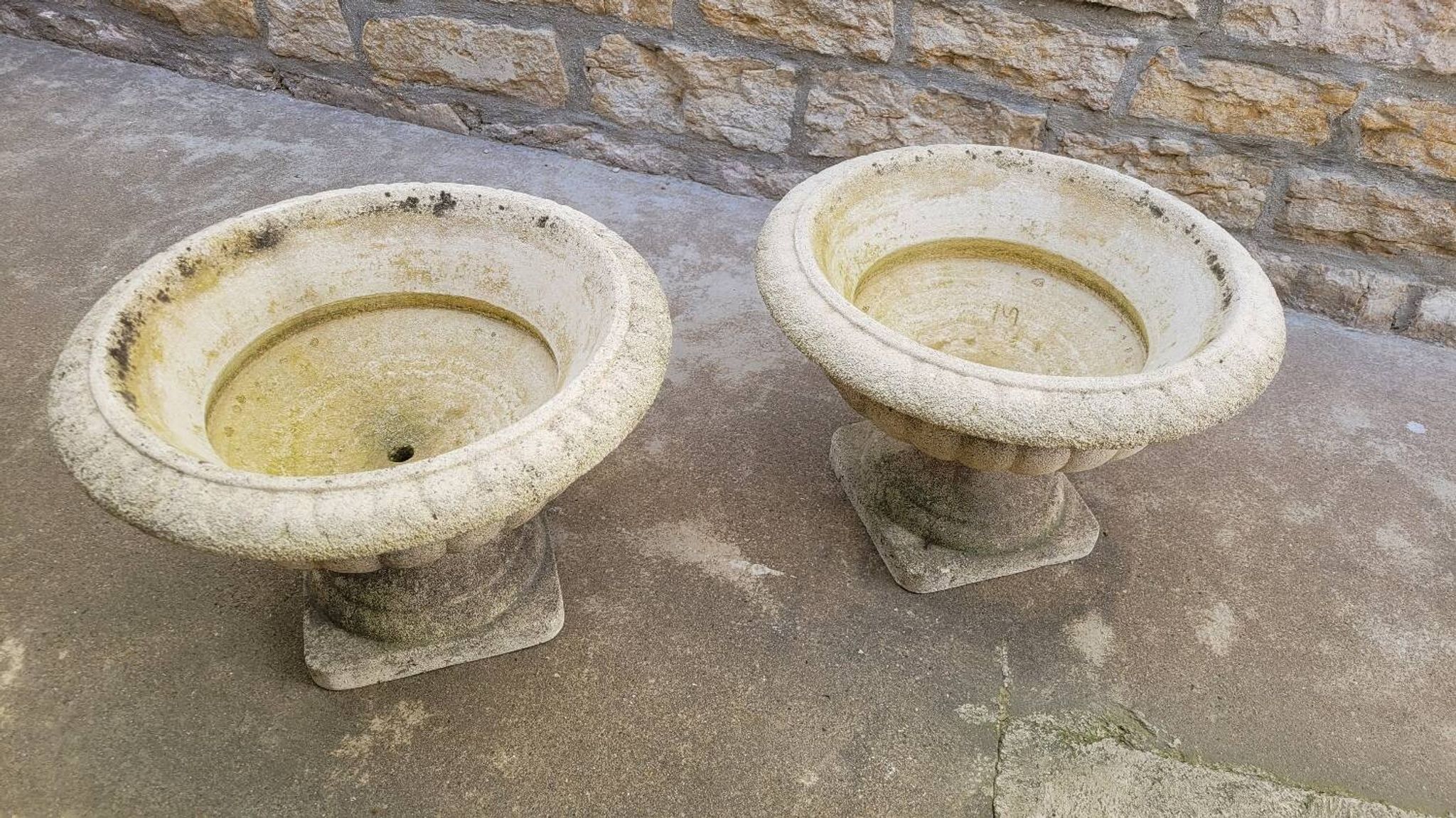 Pair of medicis vases in old reconstituted stone 1950s