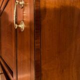 English style display case/side table