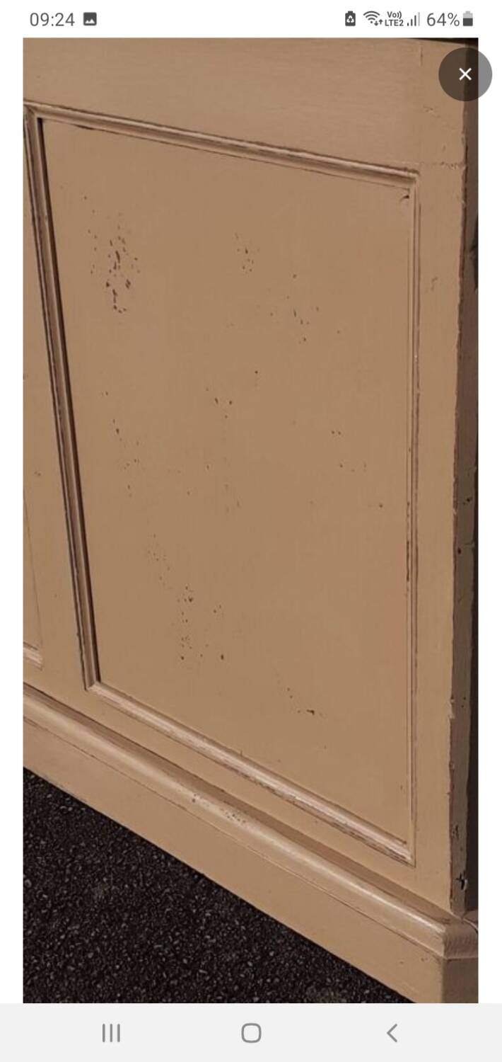 Counter trade furniture
