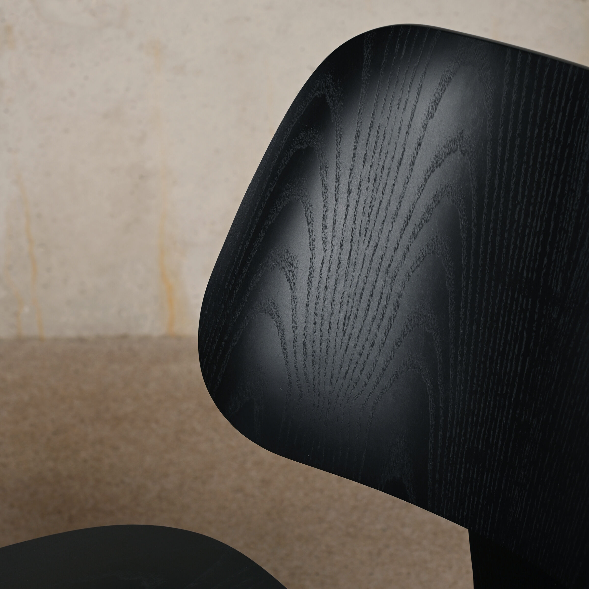 Fauteuil Charles & Ray Eames LCW pour Herman Miller
