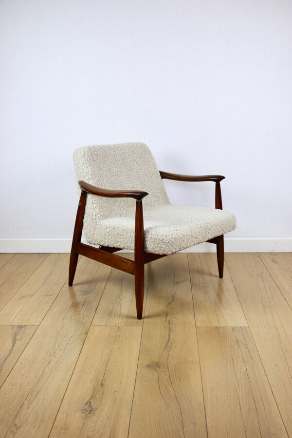 Fauteuil vintage GFM 300-202 design J.Kedziorek Loft années 70 en bouclée beige - 2 pièces disponibles