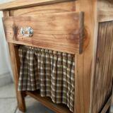 Bedside table