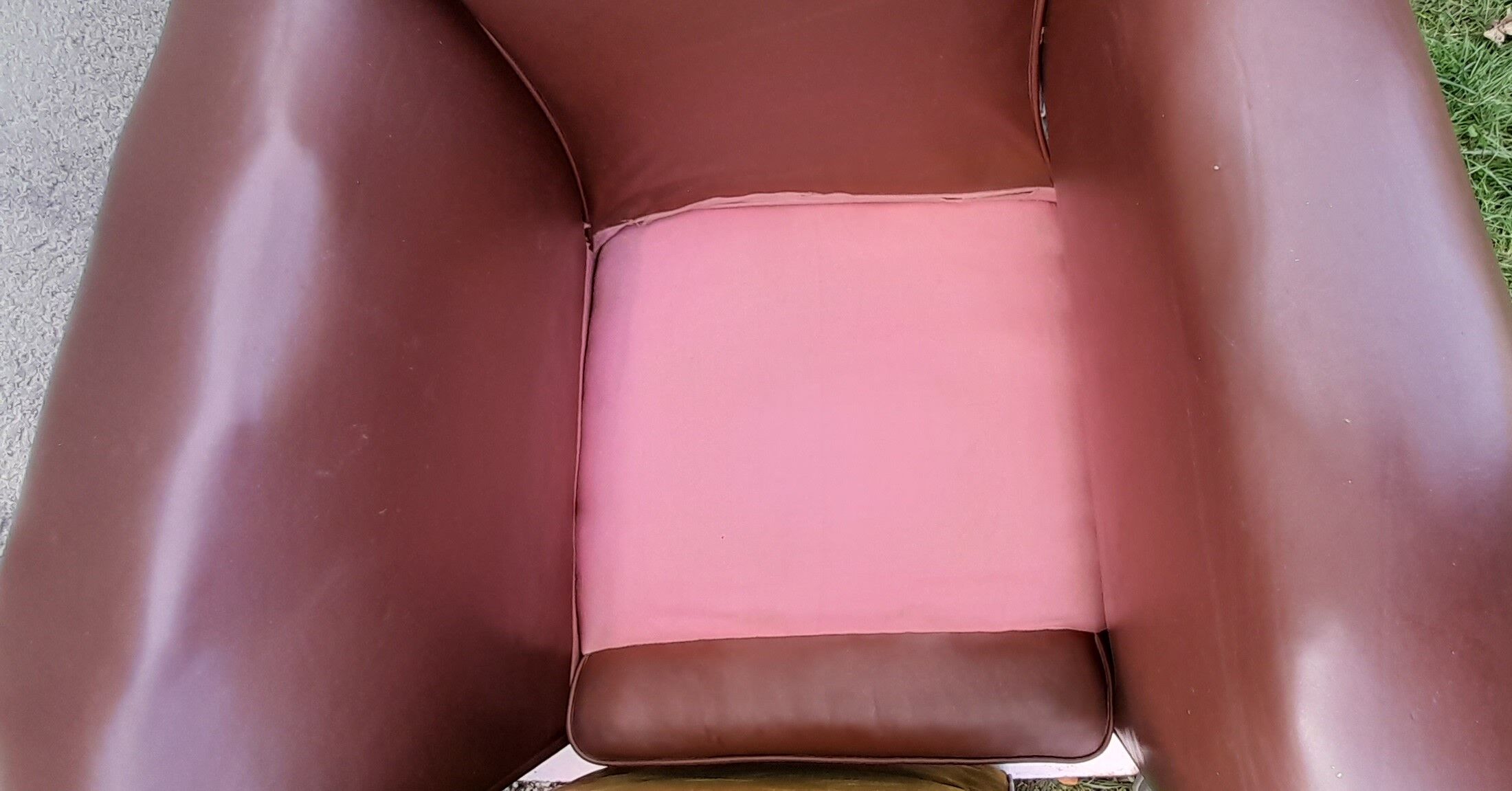 Club armchair in brown skai back mustache