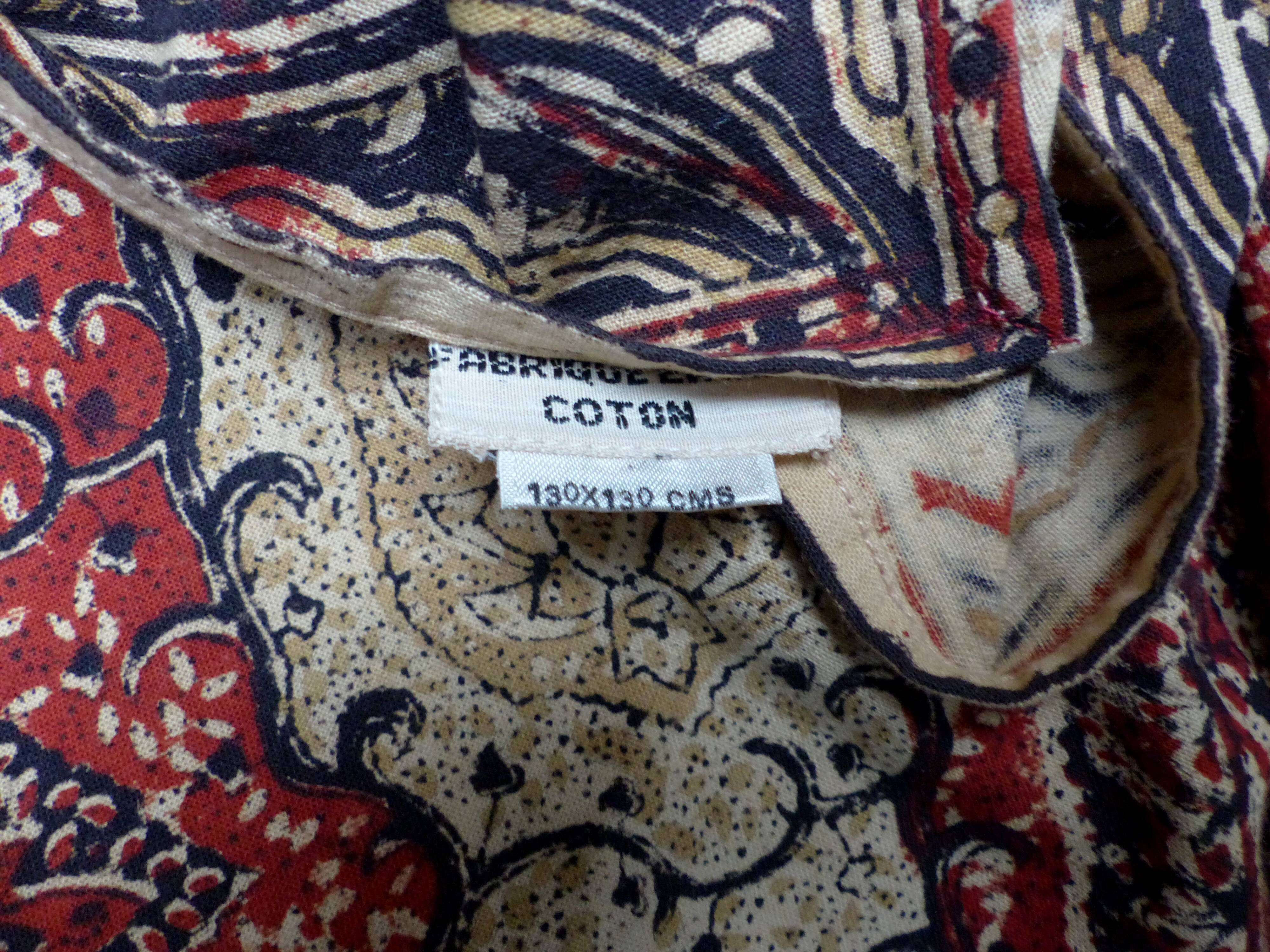 Square Indian tablecloth 130x130 with paisley patterns.