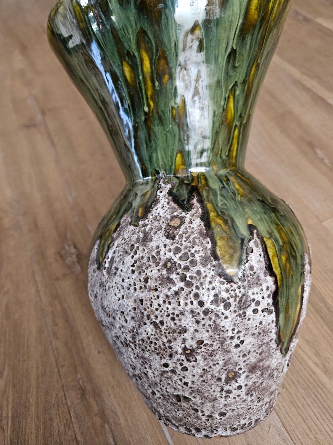 Vase vert olive et fat lava crème chantrier sauzelles